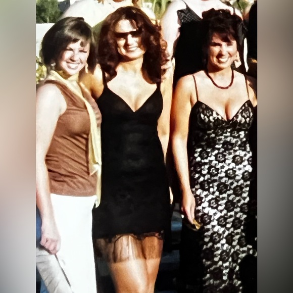 Meet your Posher, Paula - Picture 2 of 10